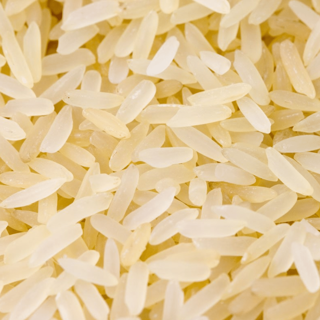 Close-up of uncooked rice grains